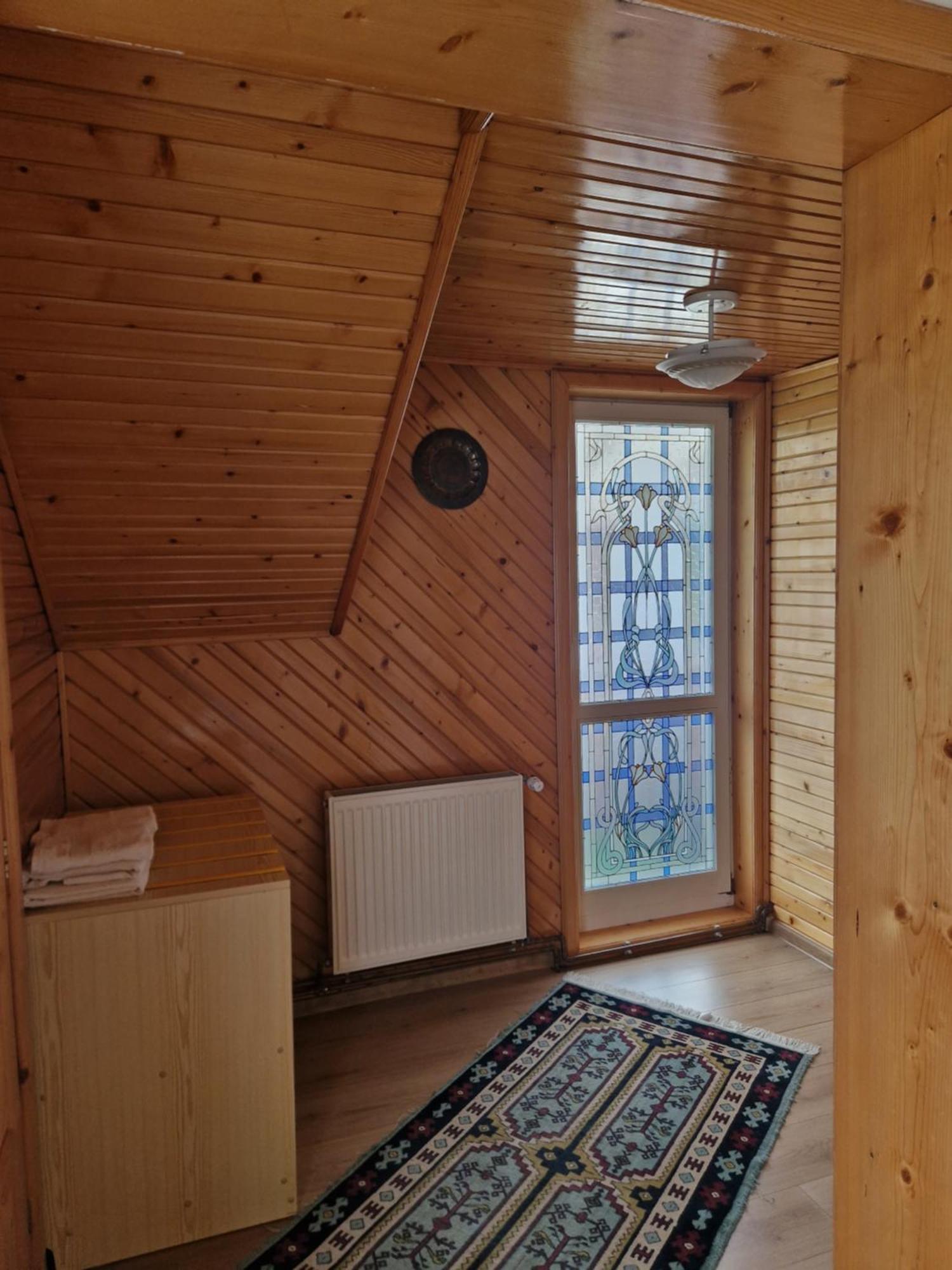 Voro Mold Hotel Гура Хуморулуй Екстериор снимка