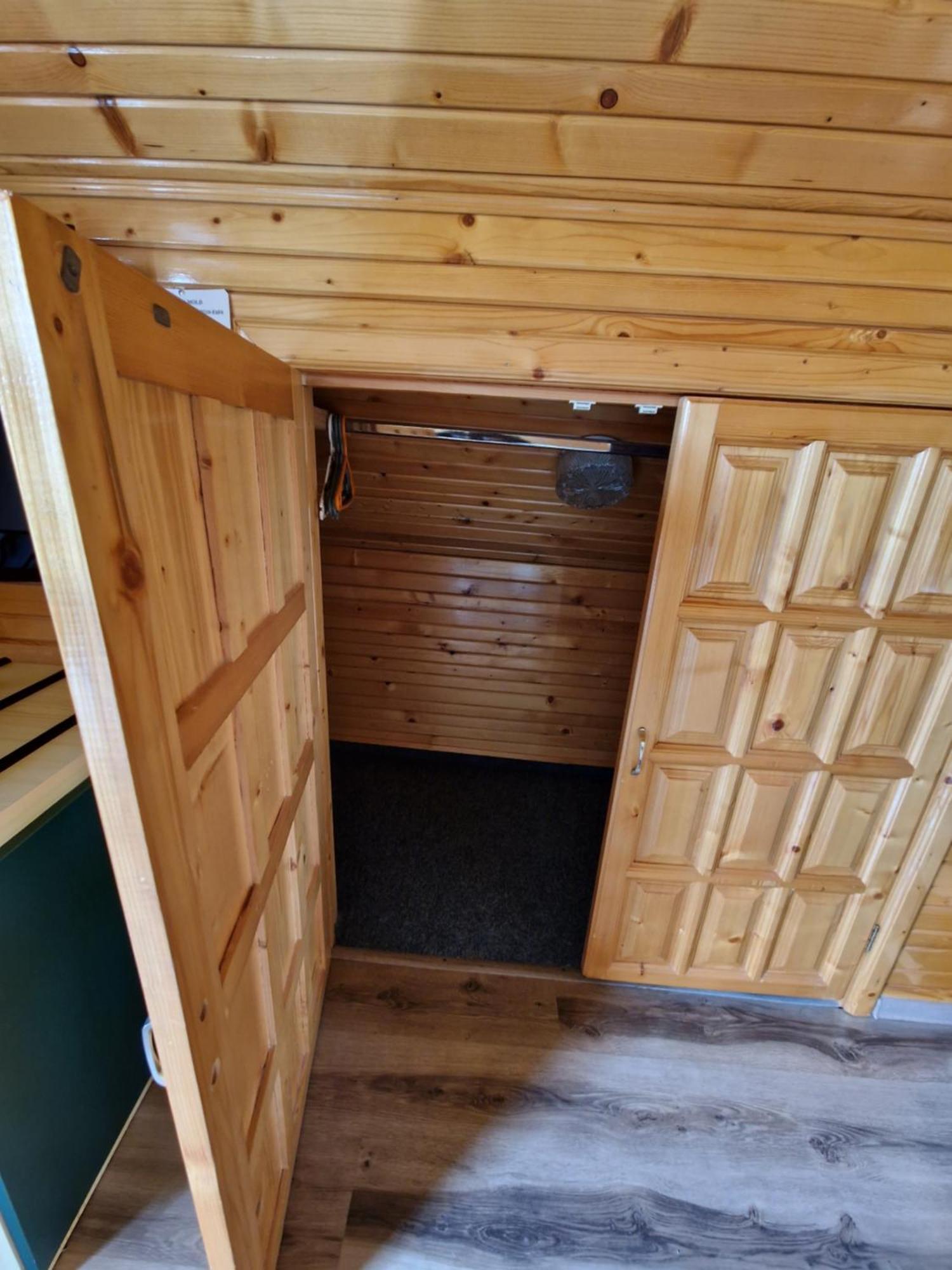 Voro Mold Hotel Гура Хуморулуй Екстериор снимка