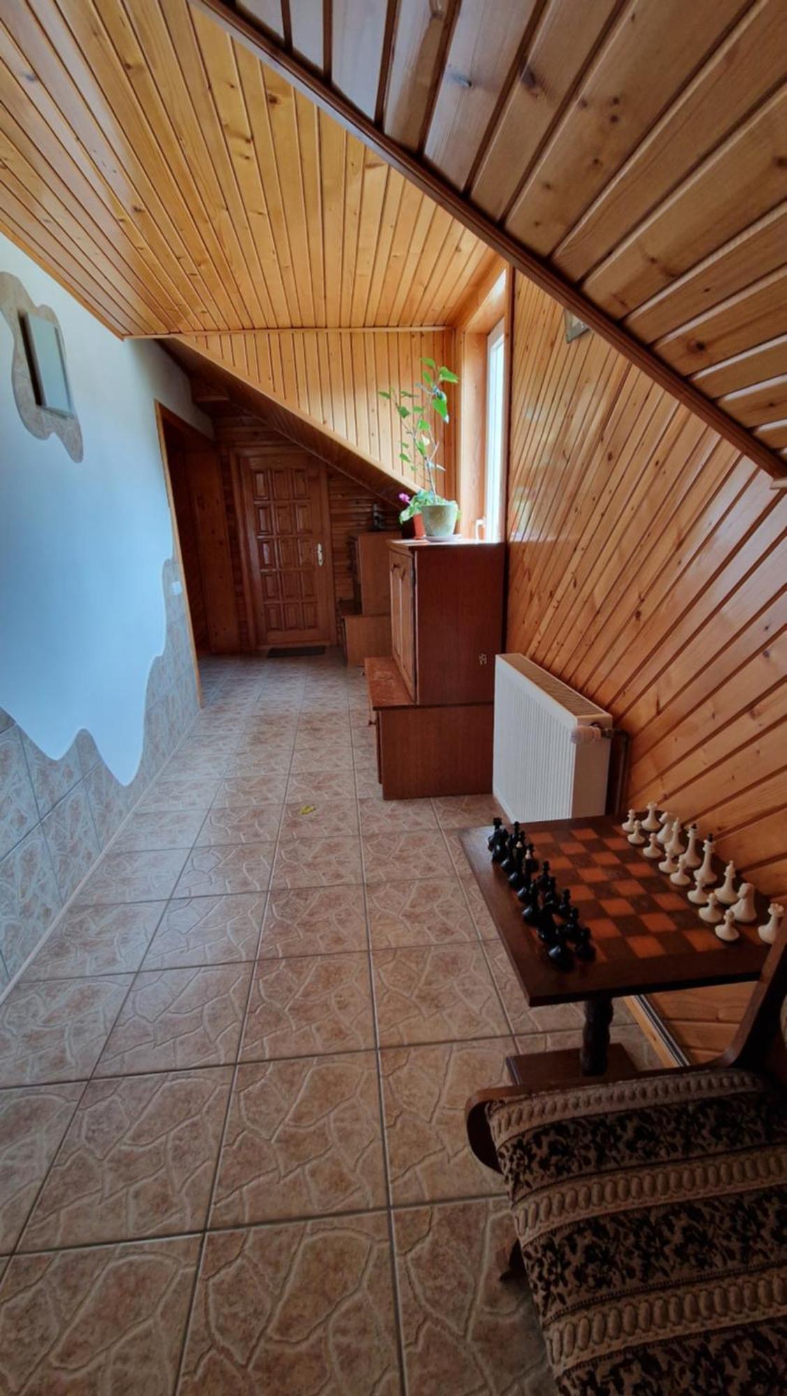 Voro Mold Hotel Гура Хуморулуй Екстериор снимка