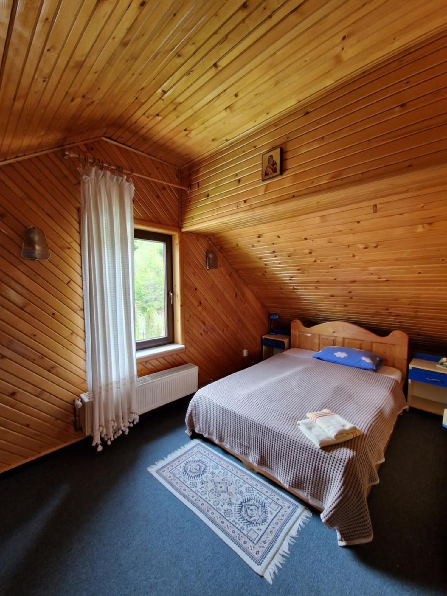 Voro Mold Hotel Гура Хуморулуй Екстериор снимка