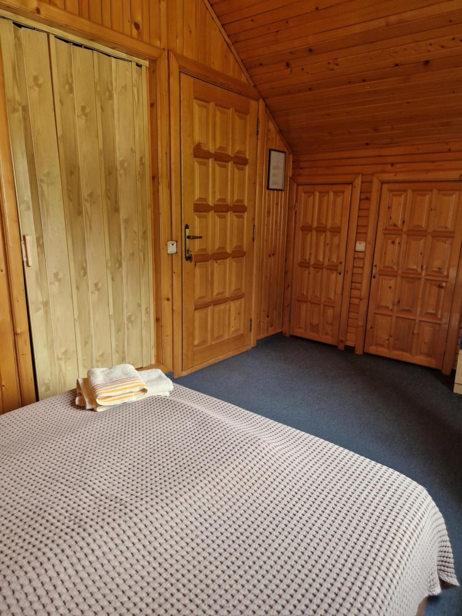 Voro Mold Hotel Гура Хуморулуй Екстериор снимка